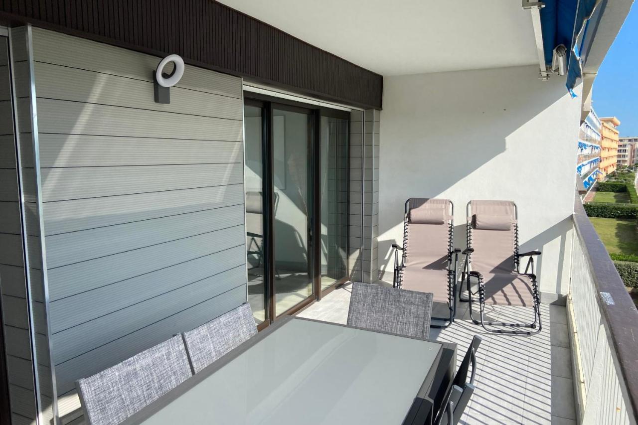 Le Mistral Appartement Standing Avec Vue Mer Exceptionnelle En 1Ere Ligne Le Grau-du-Roi Bagian luar foto
