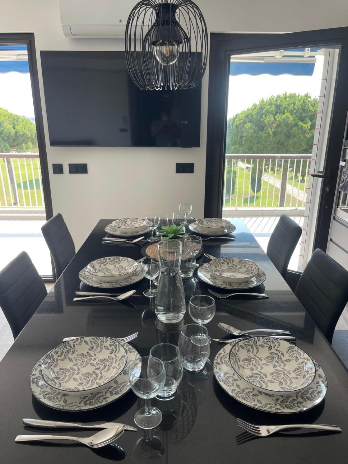 Le Mistral Appartement Standing Avec Vue Mer Exceptionnelle En 1Ere Ligne Le Grau-du-Roi Bagian luar foto