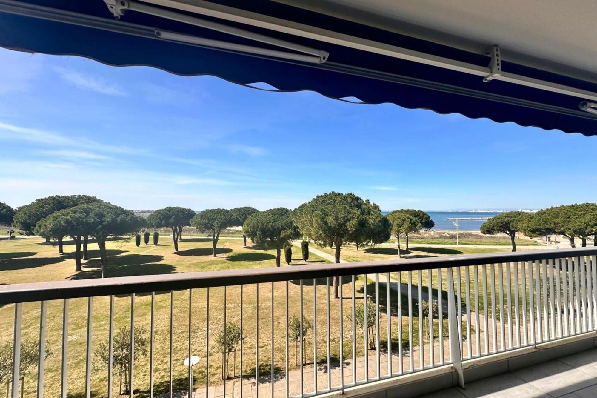 Le Mistral Appartement Standing Avec Vue Mer Exceptionnelle En 1Ere Ligne Le Grau-du-Roi Bagian luar foto